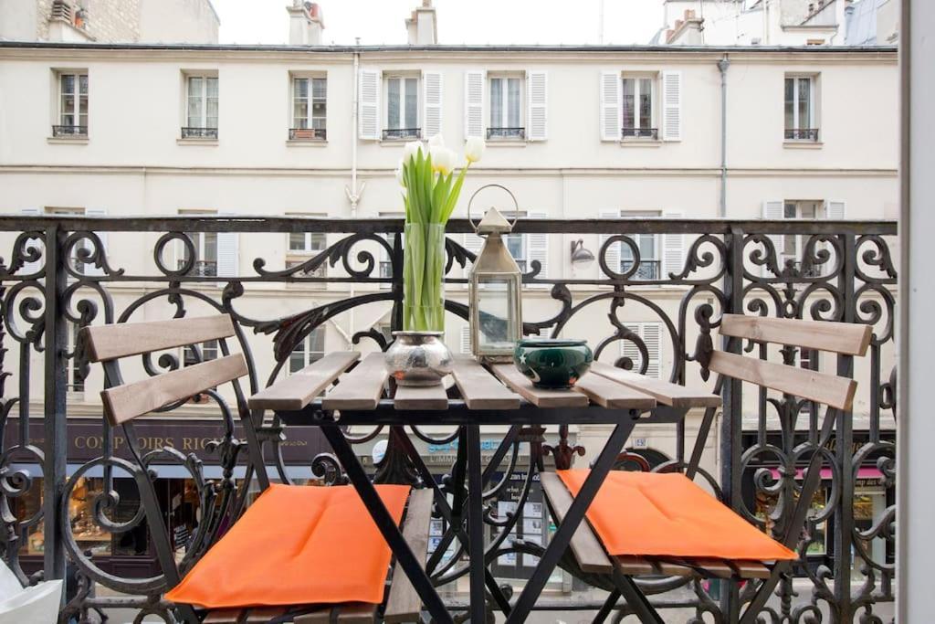 Appartement De Luxe 1 Chambre Tour Eiffel Avec Balcon Paris Exterior photo